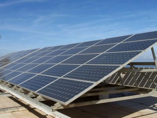 Lancement d'un ambitieux projet de photovoltaïque en Algérie