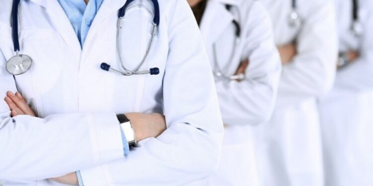 أكثر من 6 آلاف طبيب غادروا تونس خلال ال4 سنوات الأخيرة