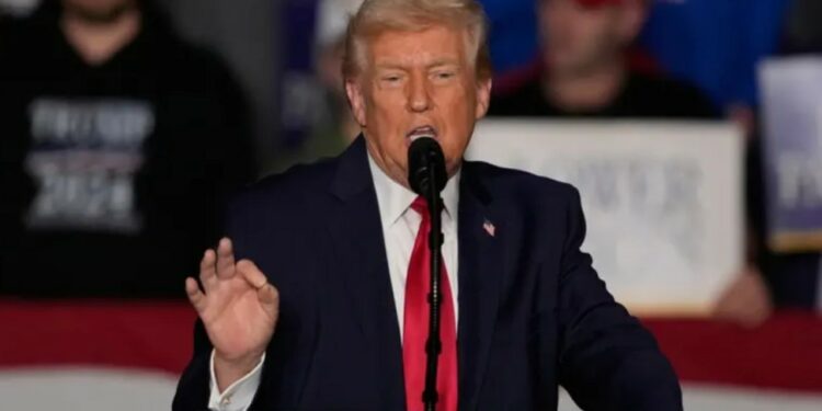 ترامب يُحذّر بريطانيا من تعزيز العلاقات مع الصين