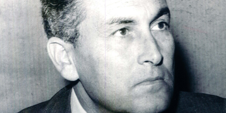 اقتحام عدد من الجماهير المغربية ارض الملعب في مقابلة اسفي ضدّ اتحاد العاصمة الجزائري