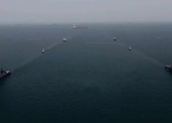 واشنطن تبدأ حصار موانئ طهران