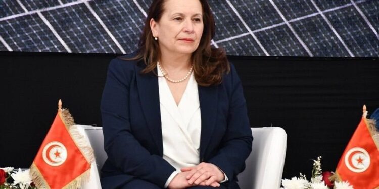 رئيس الجمهوريّة يقرر إعفاء وزيرة الصناعة والطاقة