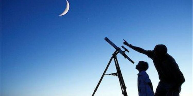 Observation du croissant lunaire