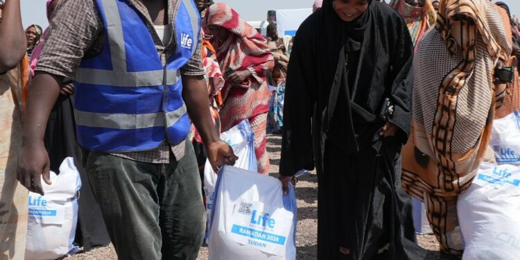 في اليوم الدولي للعمل الإنساني: لايف للإغاثة والتنمية تدعو إلى دعم ضحايا الحروب والكوارث حول العالم