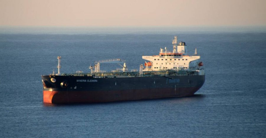 Tunisie: Arrivée de deux bateaux chargés d’essence sans plomb et de gasoil