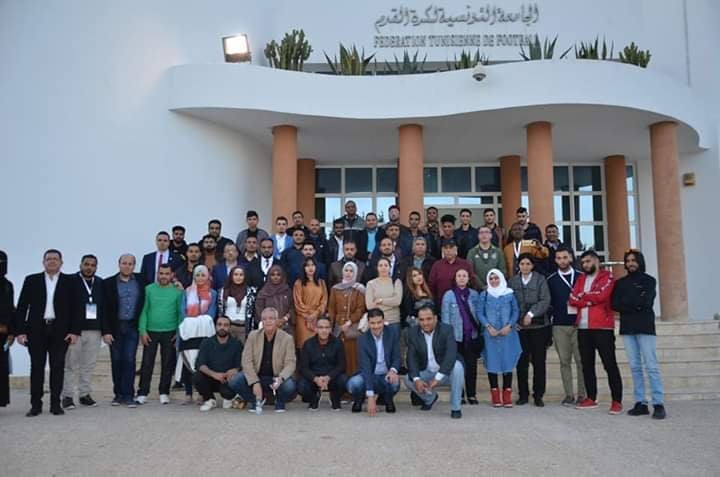 Les Journalistes arabes participants aux travaux du 3éme congrès du Club International des Médias Sportifs (ISMC) qui se sont déroulés en Tunisie, ont visité le siège et autres installations de la Fédération Tunisie de Football 