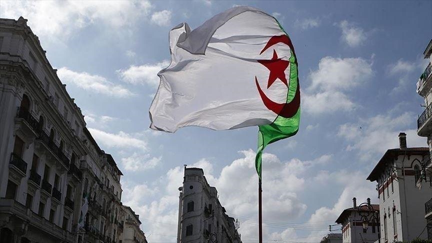 Algérie : un policier tue trois de ses collègues avant de se suicider