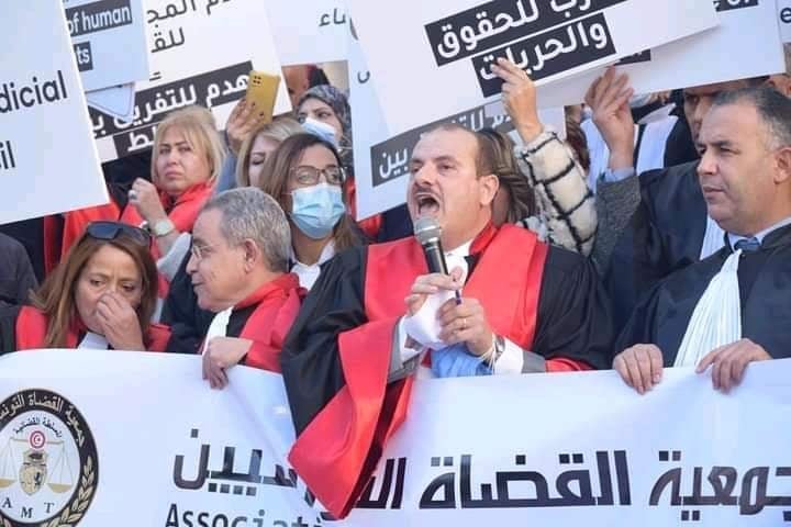 Anas Hmaidi : les juges sont un pouvoir et non des fonctionnaires