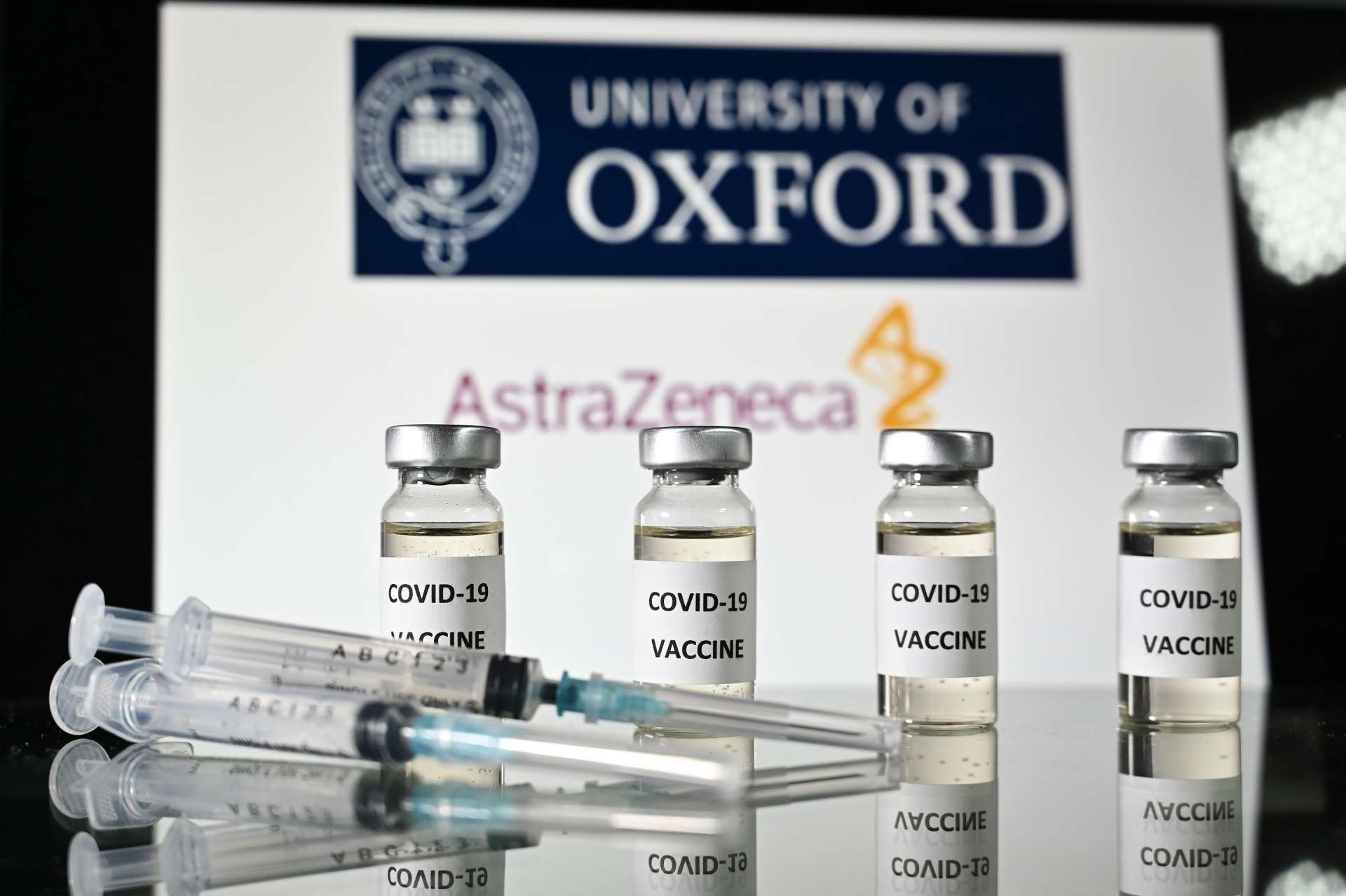 OMS : Deux versions du vaccin d’AstraZeneca sont autorisées