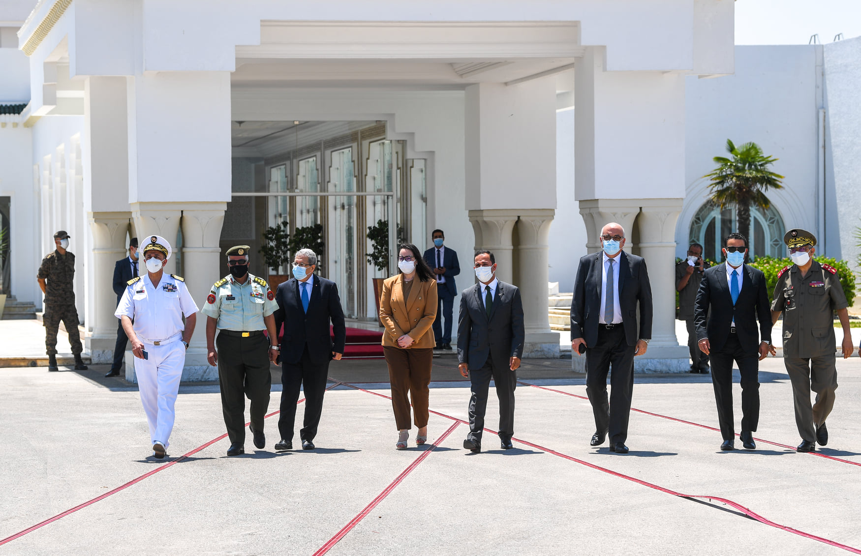 Deux avions, un jordanien et un koweïtien livrent des aides à la Tunisie