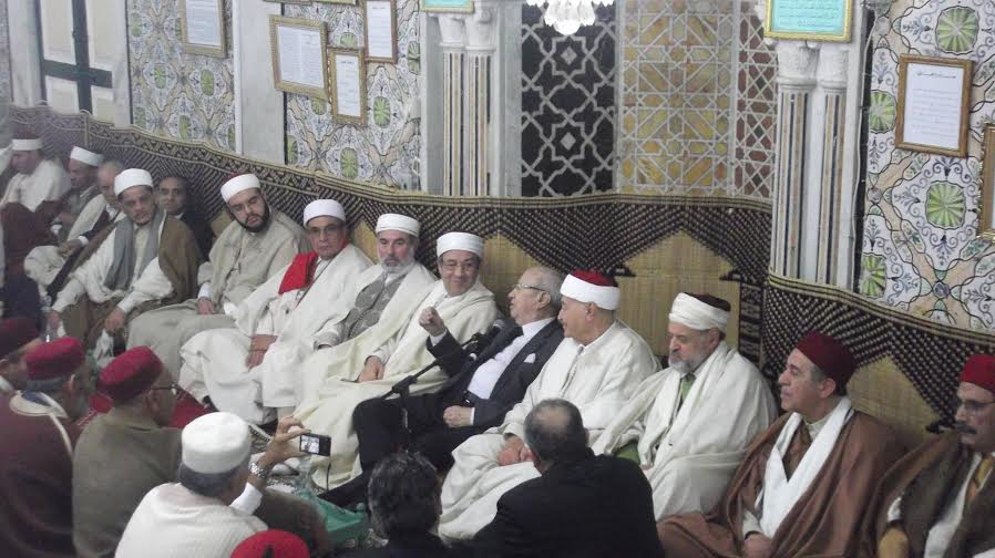 Béji Caïd Essebsi au mausolée Sidi Belhassen Chedhly
