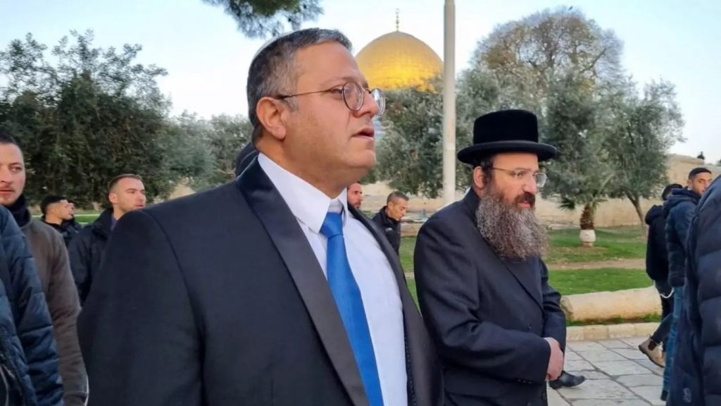 Israël interdit l’appel à la prière musulmane