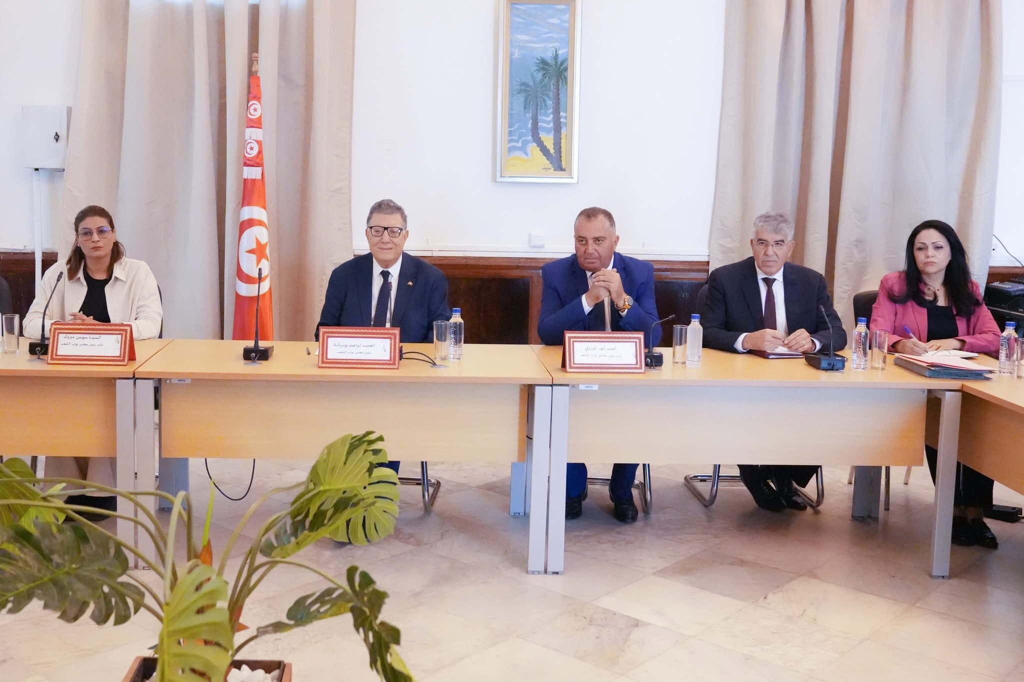 Tunisie: Le Parlement fixe le calendrier des débats budgétaires