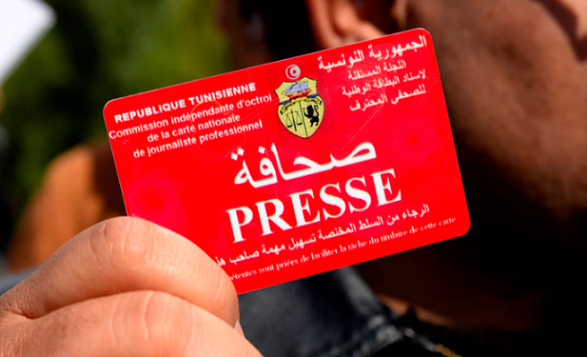 Attention aux fausses cartes de journaliste : La Commission tire la sonnette d’alarme