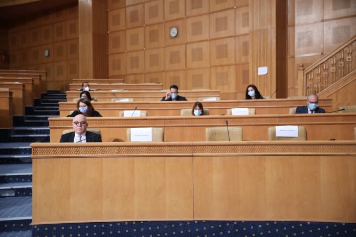 Le Parlement adopte le projet de loi autorisant l’Etat à rejoindre l’initiative COVAX