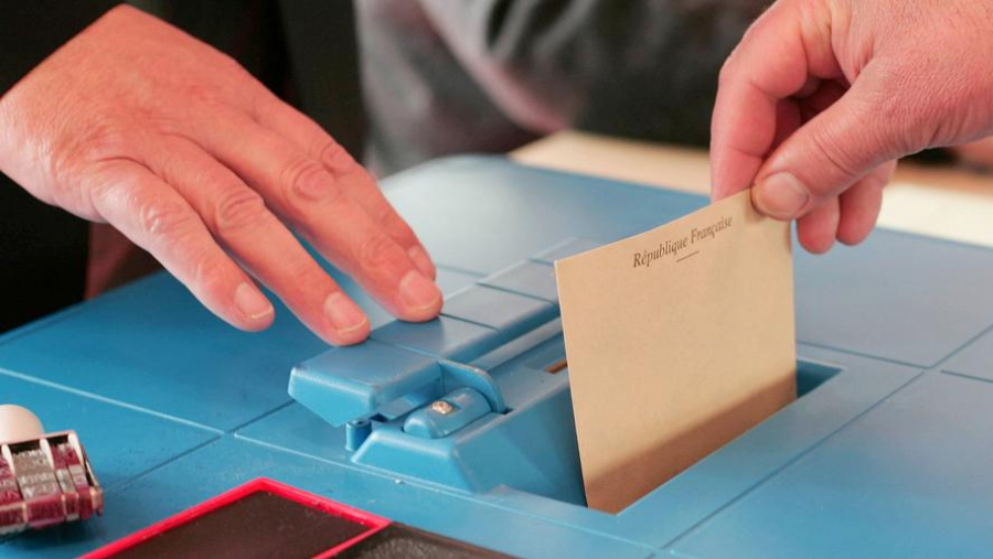 Coup d'envoi de la campagne des législatives en France