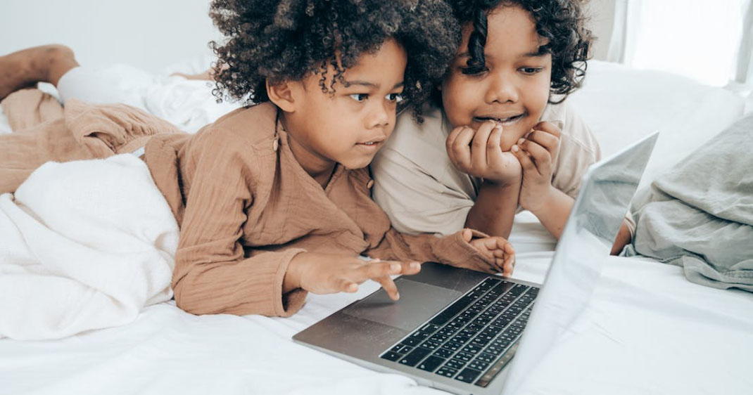 76% des enfants de 10 à 17 ans utilisent Internet, selon le rapport national sur la situation de l’enfance