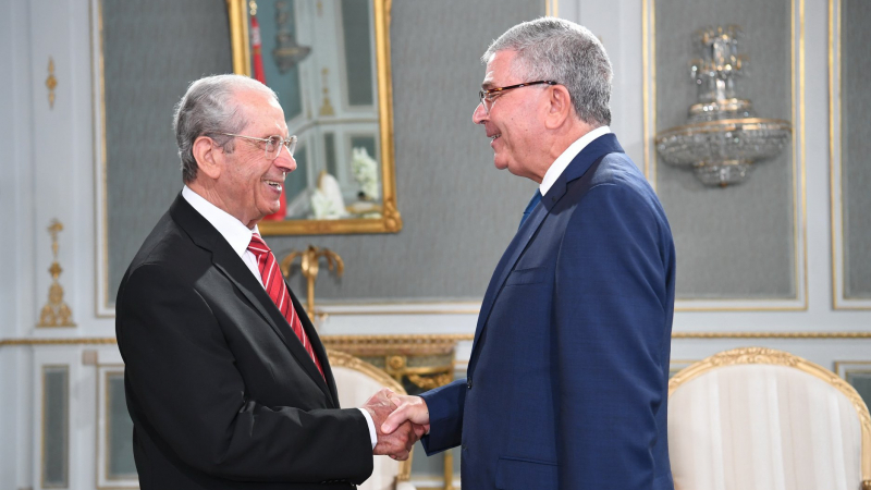Ennaceur reçoit successivement Zbidi et Chahed