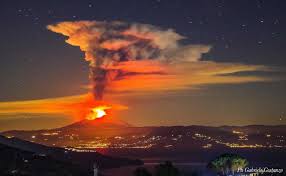 Le dioxyde de soufre libéré par le volcan italien Etna ne devrait pas avoir d'impact sur la Tunisie (INM)