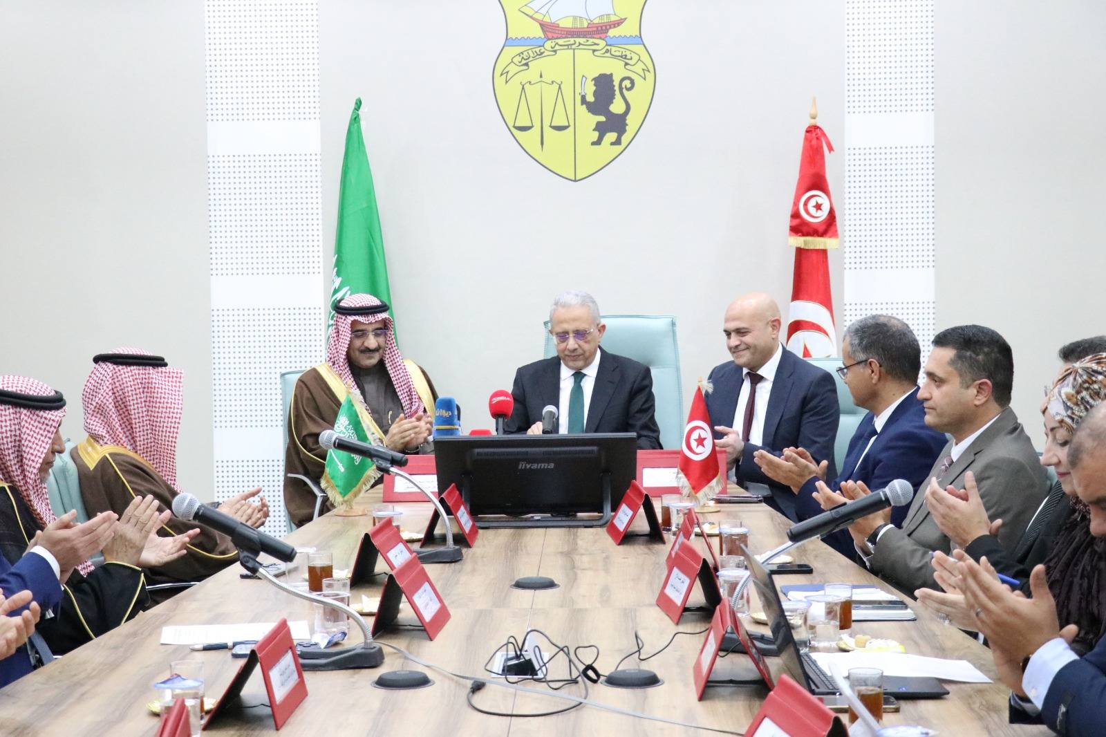 Hôpital Salmane-Kairouan : signature du contrat marquant le démarrage des travaux