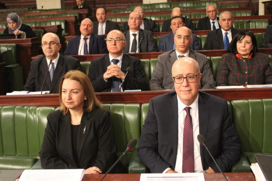 La Tunisie connaîtra des pressions financières jusqu’à 2025, selon Marouane Abassi