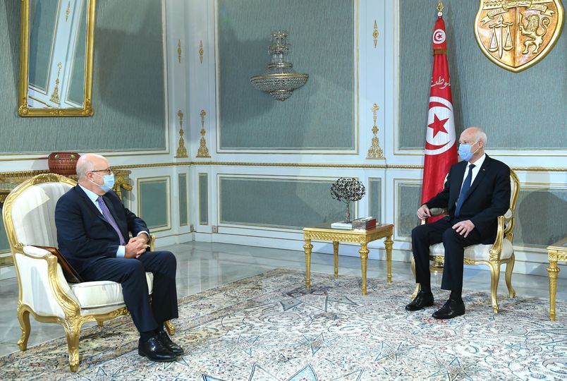 Kaïs Saïed s’entretient avec le Gouverneur de la Banque Centrale