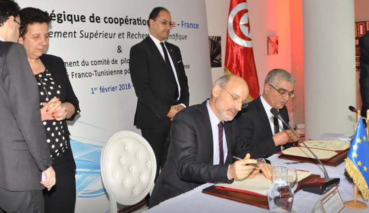 Sciences expérimentales: Accords entre 4 universités tunisiennes et l'ENS Paris-Saclay