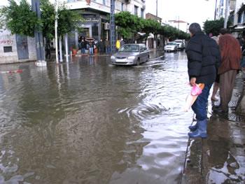 Algérie : cinq morts et une centaine de blessés après des pluies torrentielles
