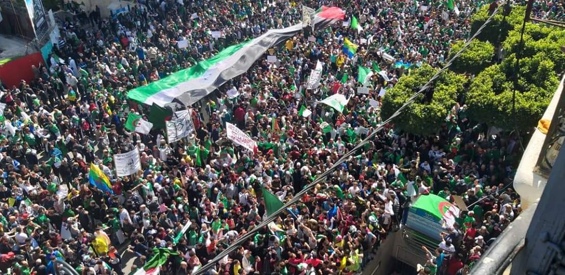 La manifestation à Alger tourne à l’affrontement avec la police