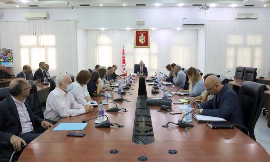 Ali Mrabet appelle à déterminer les besoins du pays en médicaments afin de rationaliser les dépenses