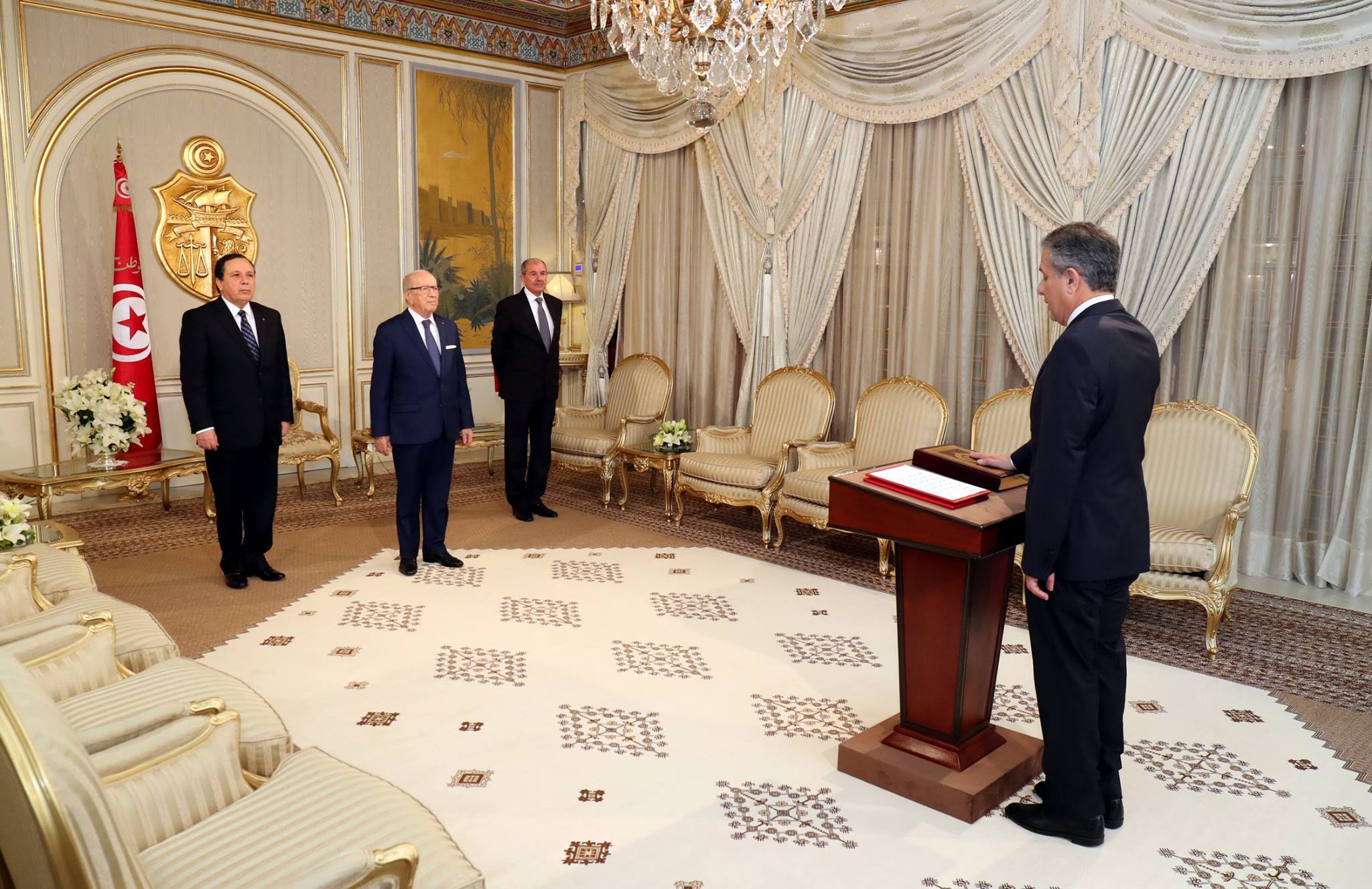 BCE remet à Abdelaziz Rassâa ses lettres de créance comme ambassadeur à Paris
