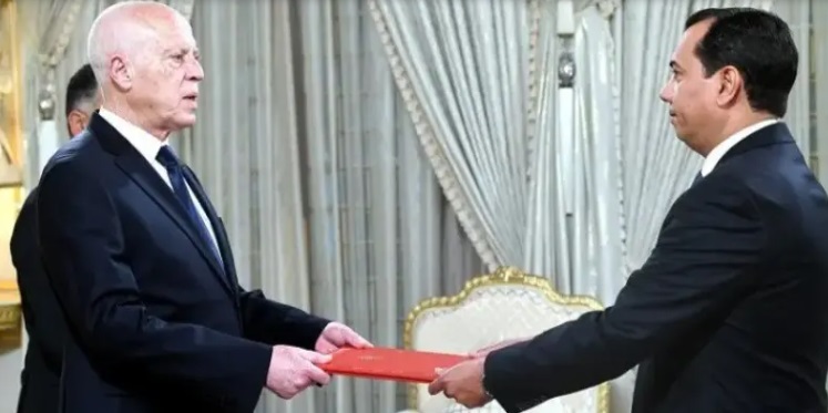 L'Ambassadeur de Tunisie en Indonésie reçoit sa lettre de créance