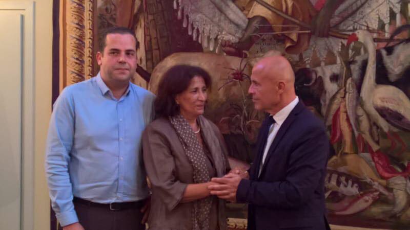 Affaire du « baiser » :« il est du devoir des autorités tunisiennes de prévenir l’ambassade de France »
