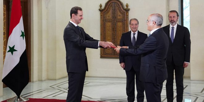 Bachar Al-Assad reçoit les lettres de créances de l’ambassadeur de Tunisie à Damas