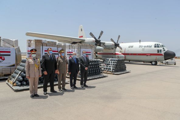 Deux avions militaires égyptiens chargés de matériel médical atterrissent à Tunis