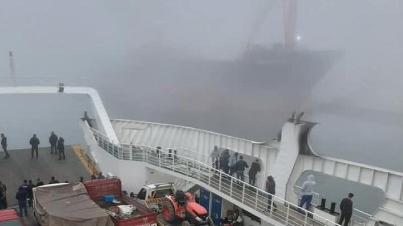 Le bac « Loud Tounes » bloqué au large est retourné au port de Sfax