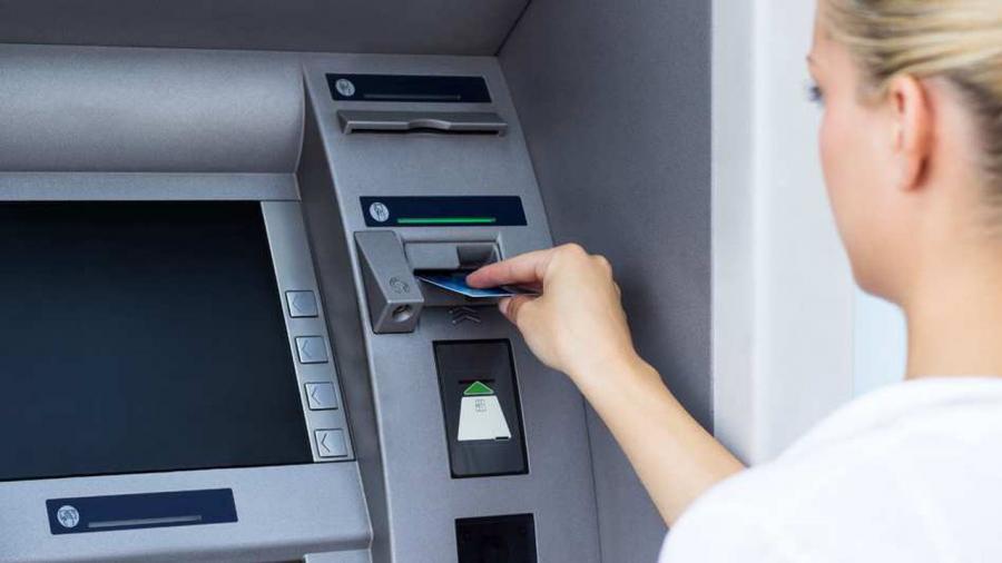 La BCT appelle les banques et la poste à alimenter les DAB durant l'Aïd El Idha