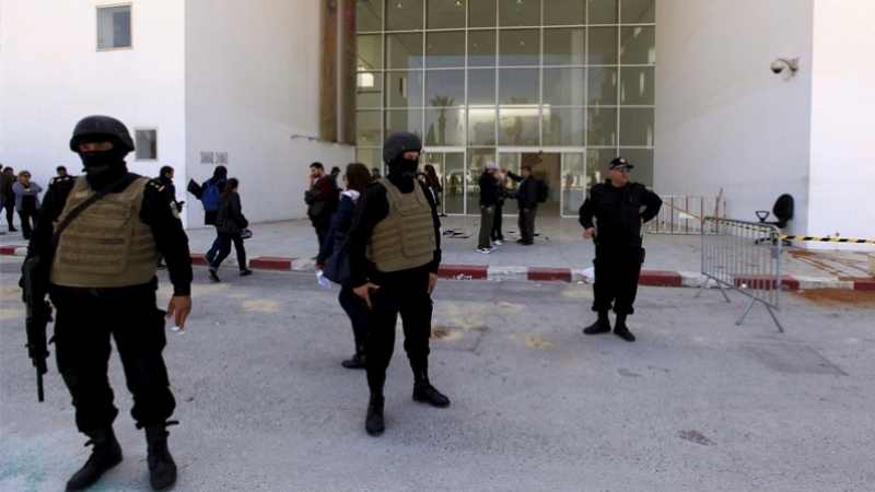 Attentats du Bardo et de Sousse: perpétuité pour 7 accusés