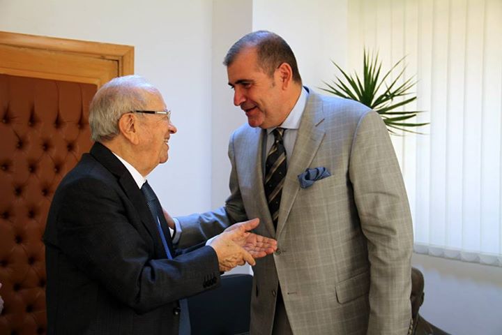 Essebsi s'entretient avec les Ambassadeurs d'Egypte, du Maroc et du Qatar