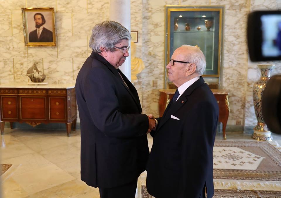 Béji Caïd Essebsi reçoit le président de l’Assemblée de la République portugaise