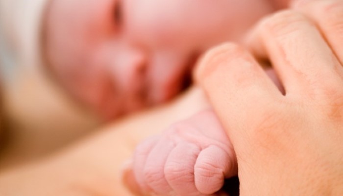 Accouchement d’une femme testée positive au Covid : révélations de sa gynécologue
