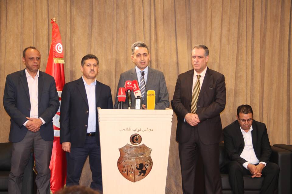 Tunisie : Ennahdha et Nidaa entravent le travail de l’Isie, selon le bloc démocratique