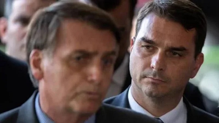 Brésil: Jair Bolsonaro désigne son fils Flavio pour la présidentielle