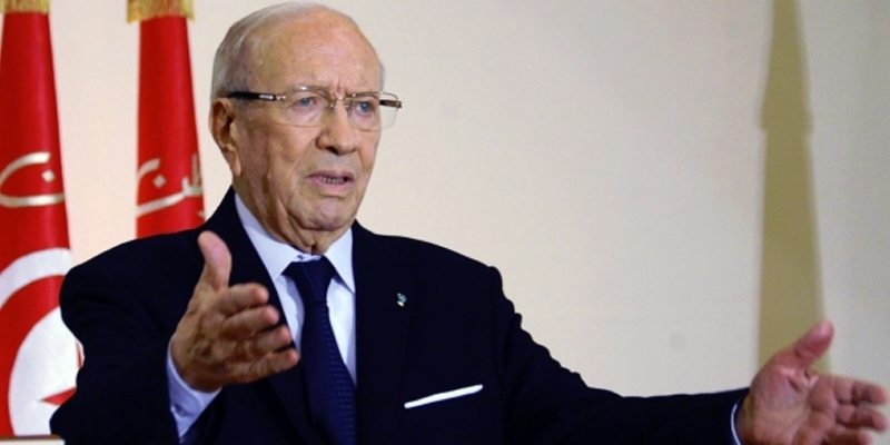 Essebsi: "L'armée protégera désormais les sites de production stratégiques"
