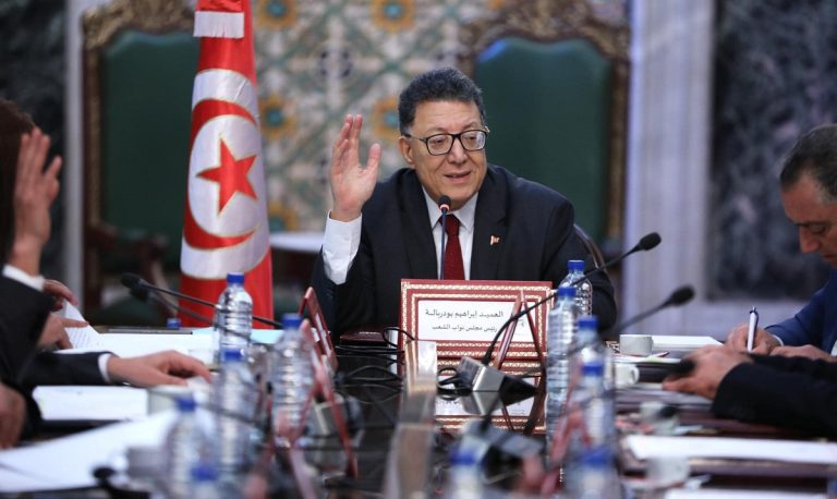 ARP : Le projet de loi sur les documents biométriques transmis à la commission des droits et libertés