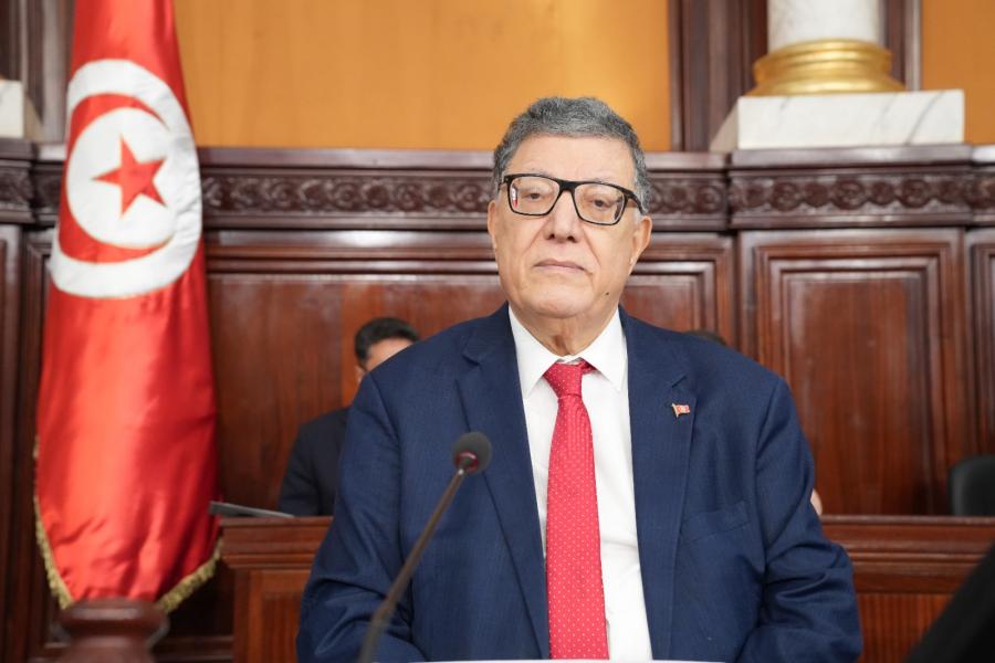 Vote fantôme à l’Assemblée : 91 présents, 104 voix