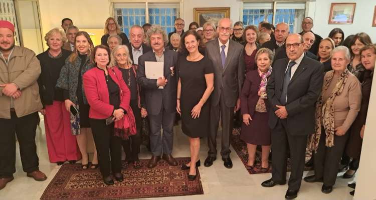 Notre confrère Hatem Bourial reçoit l'Insigne d'or de la présidence de la République d'Autriche