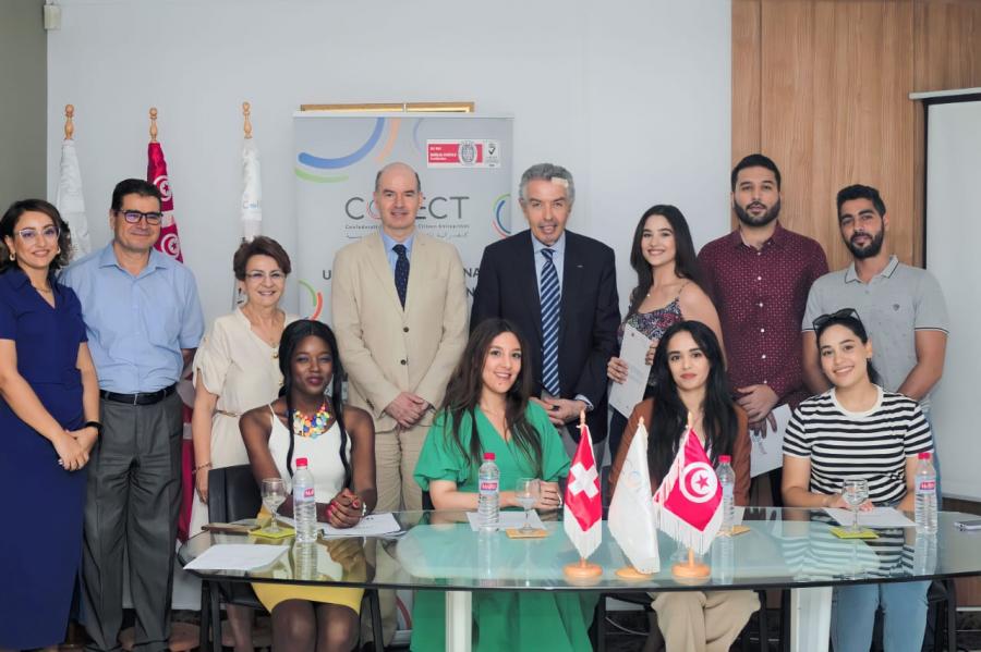 Cérémonie de remise de certificats des jeunes diplômés de la CONECT ee promotion 2022