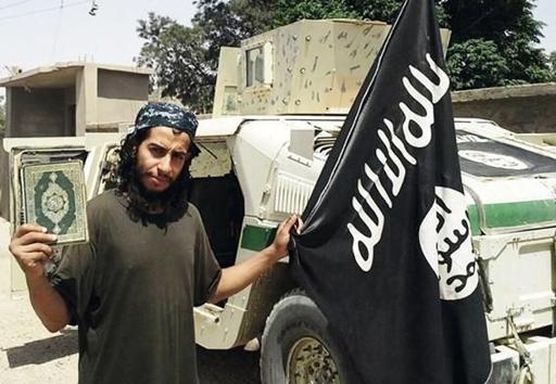 Le cerveau présumé des attentats de Paris tué