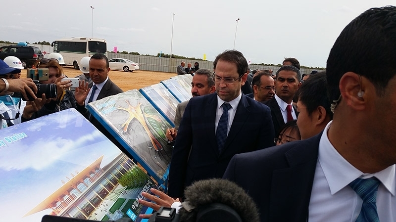 Chahed donne le coup d'envoi de la construction du nouveau CHU à Sfax